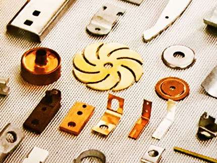 �����g϶�����ܛ_�������ȼ�ģ�ߵ�Ӱ�